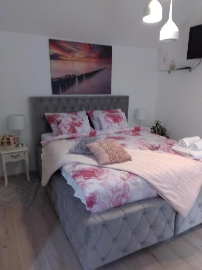 Apartments Rustika Toscana Vodice Ngoại thất bức ảnh