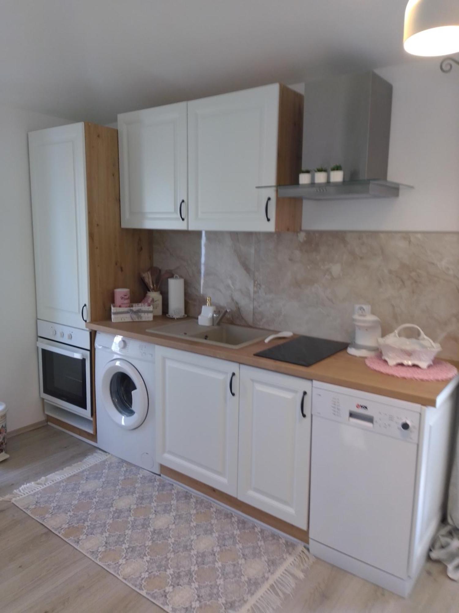 Apartments Rustika Toscana Vodice Phòng bức ảnh