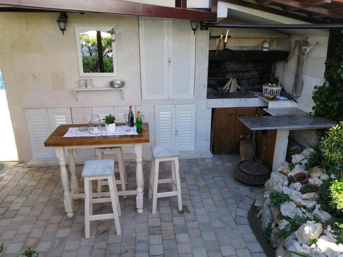 Apartments Rustika Toscana Vodice Ngoại thất bức ảnh